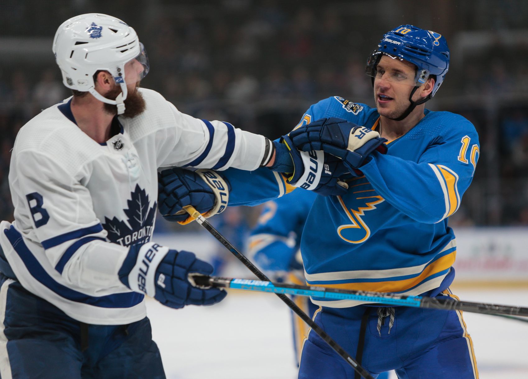 Blues take on Maple Leafs
